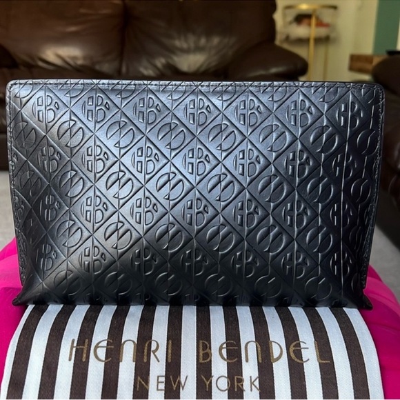 Henri Bendel Empire Clutch-NWOT